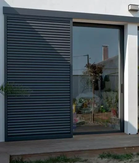 VOLET COULISSANT